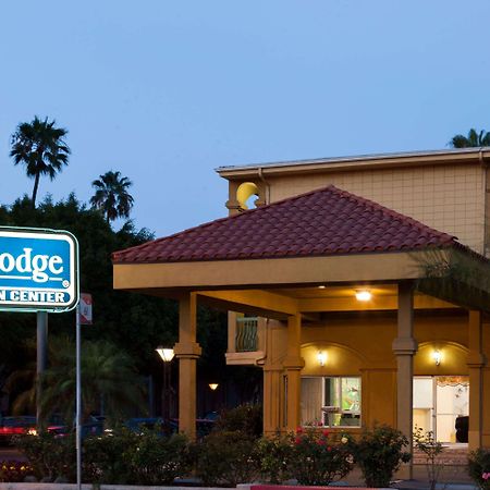 Travelodge By Wyndham Long Beach Convention Center Exterior foto